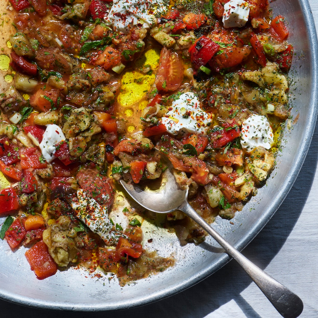 Signed Arabica Cookbook: Small Plates, Big Connections